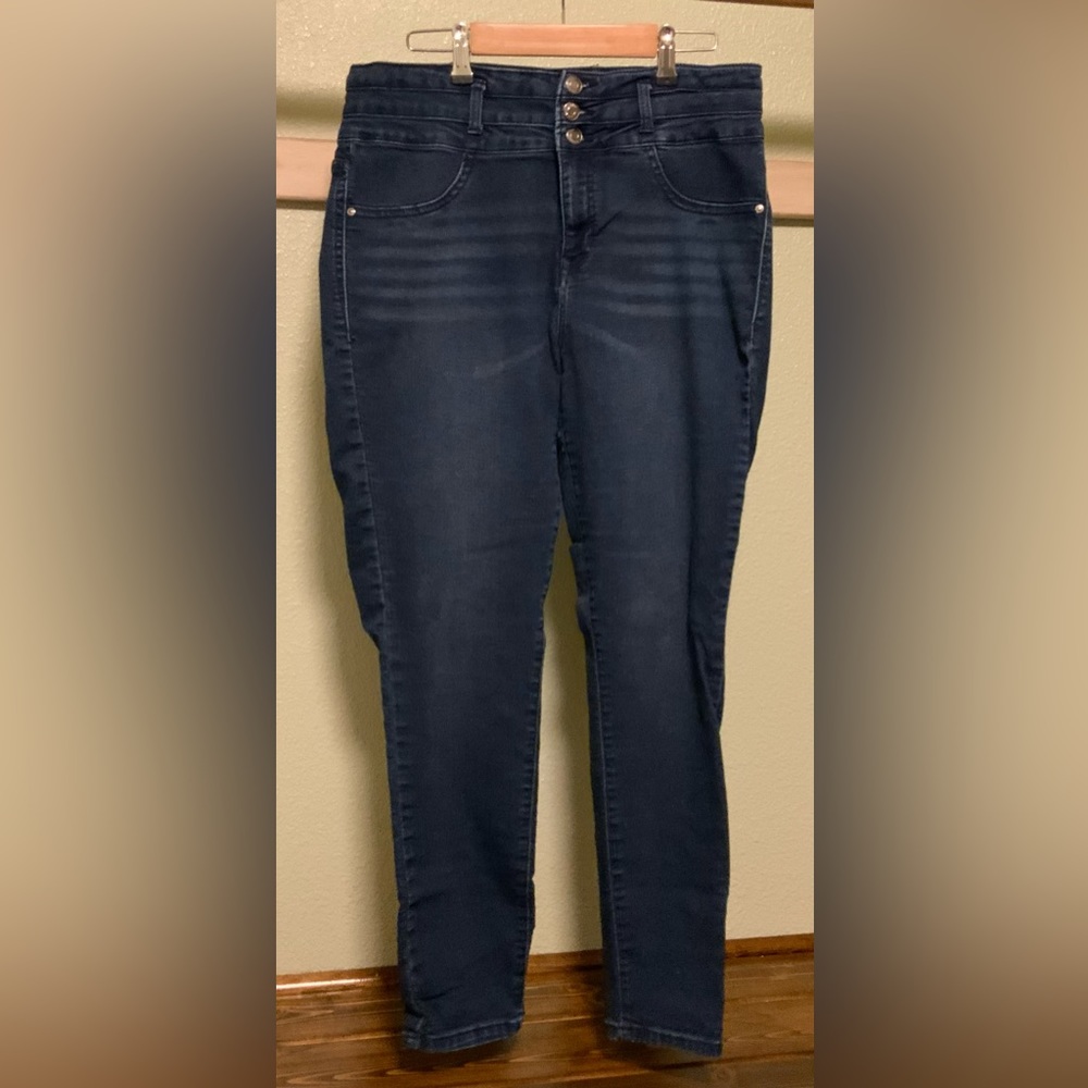 Angel jeans